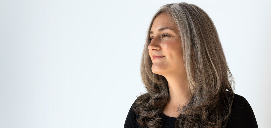 HOW TO ENHANCE GREY HAIR AT ANY AGE
