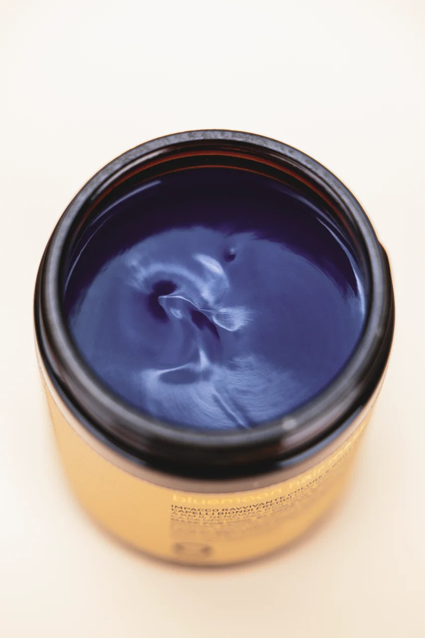 Close-up of the blue-violet texture of Oway Blondeway Bluemoon Hair Mask