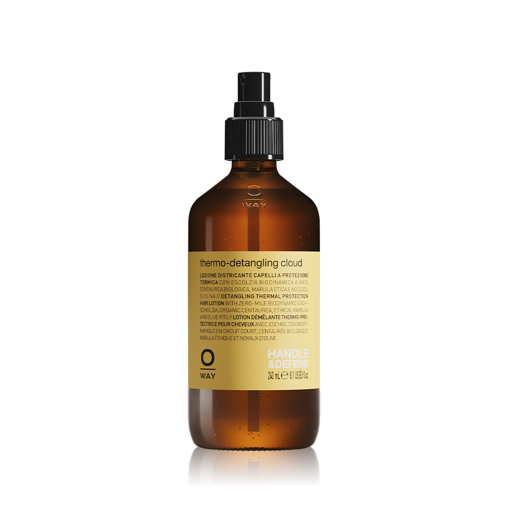 Oway Thermo-Detangling Cloud 240ml in an amber glass spray bottle